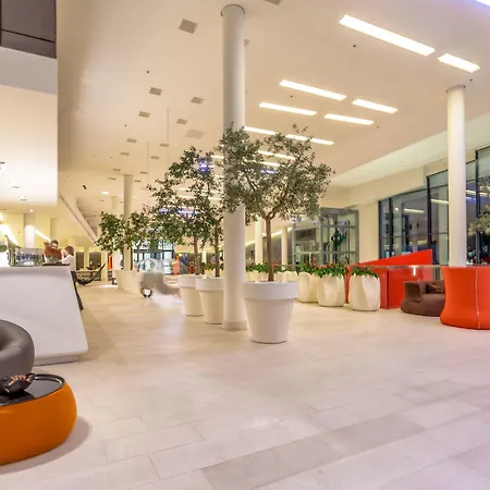 Grand نوفي فينودولسكي