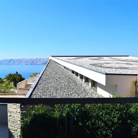 Grand 4* Novi Vinodolski