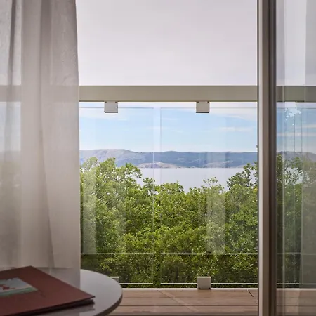 ホテル Moevenpick & Residences Kvarner Bay